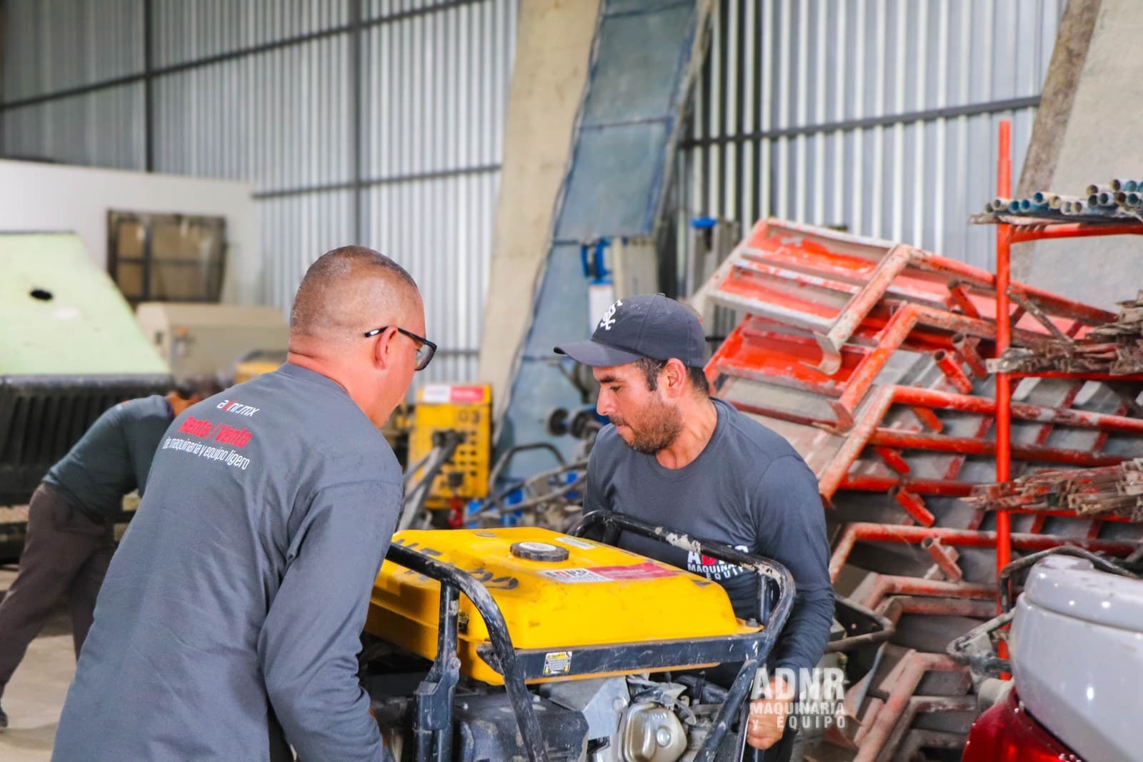 Equipo ADNR en acción